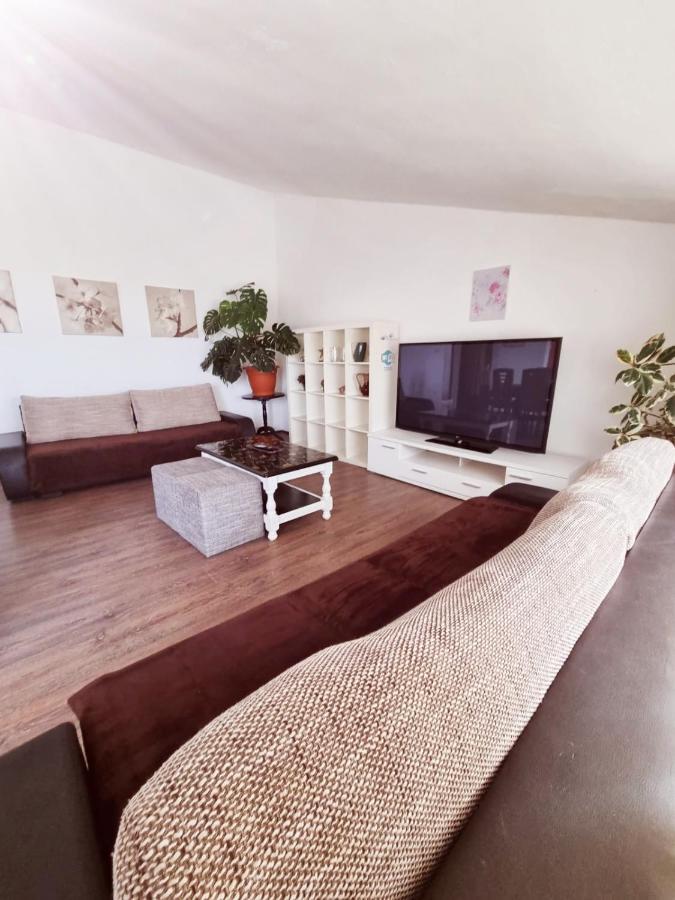 Apartments Nada クルク エクステリア 写真