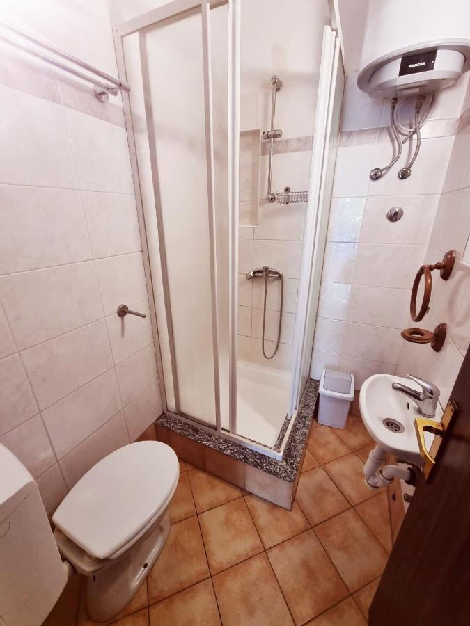 Apartments Nada クルク エクステリア 写真