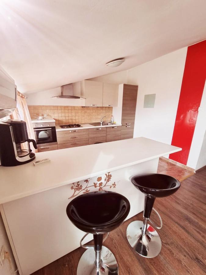 Apartments Nada クルク エクステリア 写真